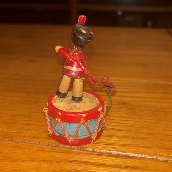 Four 4 piece bundle vintage Christmas ornaments - Picture 11 of 11